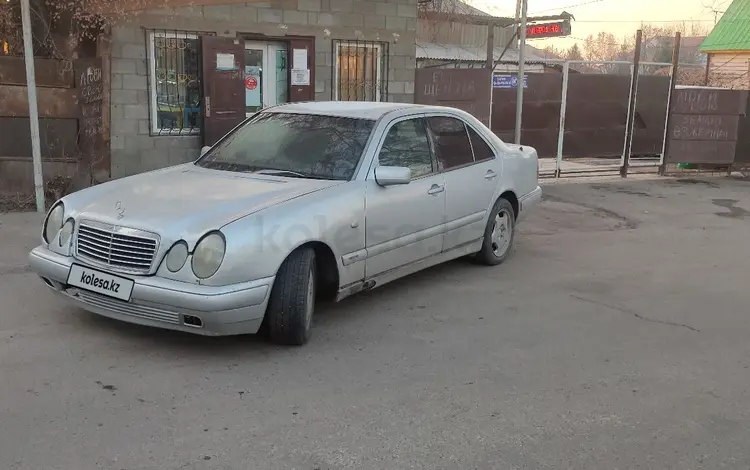 Mercedes-Benz E 230 1997 годаүшін3 500 000 тг. в Алматы
