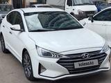 Hyundai Elantra 2019 года за 8 800 000 тг. в Астана – фото 3