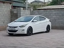 Hyundai Elantra, 2011