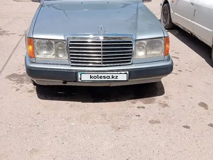 Mercedes-Benz E 230 1989 года за 1 300 000 тг. в Сарыозек