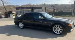 BMW 730 1994 года за 1 800 000 тг. в Алматы