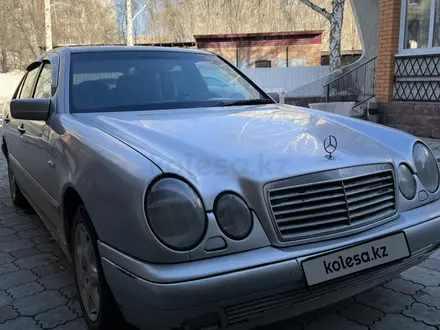 Mercedes-Benz E 280 1997 года за 3 500 000 тг. в Усть-Каменогорск – фото 10