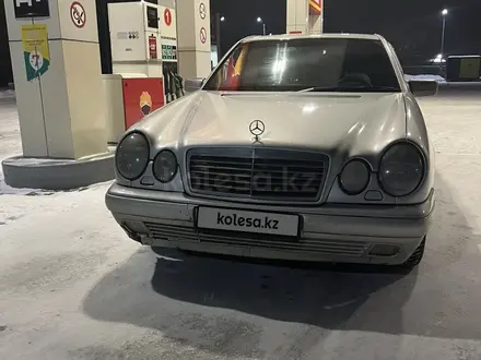 Mercedes-Benz E 280 1997 года за 3 500 000 тг. в Усть-Каменогорск – фото 7