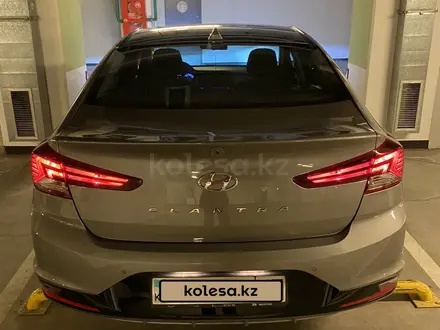 Hyundai Elantra 2019 года за 7 900 000 тг. в Алматы – фото 19