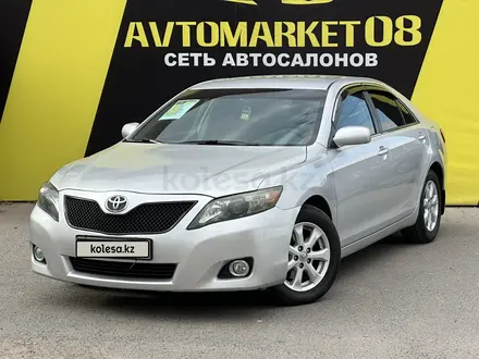 Toyota Camry 2011 года за 8 250 000 тг. в Тараз