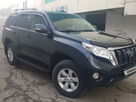 Toyota Land Cruiser Prado 2015 года за 19 900 000 тг. в Алматы