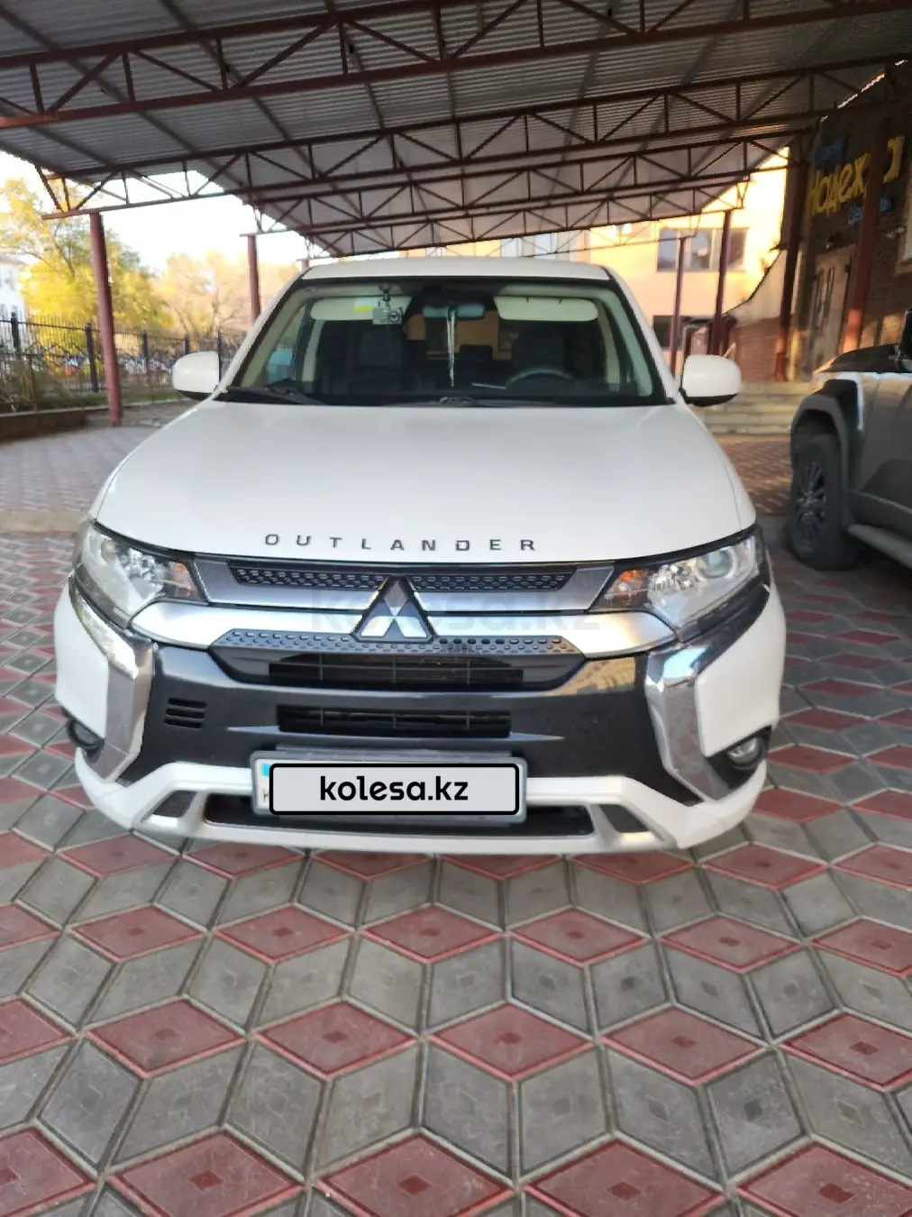 Mitsubishi Outlander, 2022
