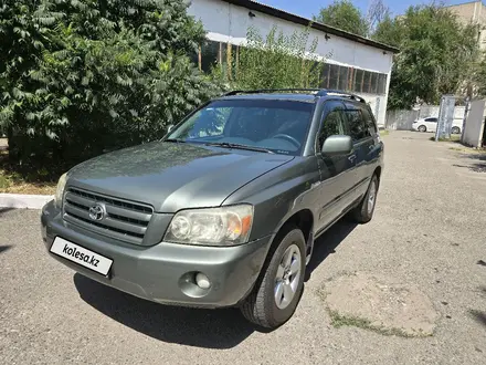 Toyota Highlander 2004 года за 8 100 000 тг. в Алматы – фото 2