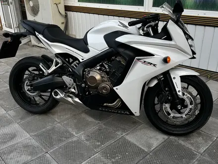 Honda  CBR 650F 2019 года за 5 000 000 тг. в Астана