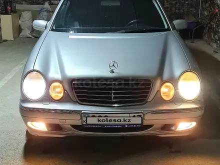 Mercedes-Benz E 320 2000 года за 5 400 000 тг. в Шымкент