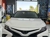 Toyota Camry 2020 года за 11 500 000 тг. в Тараз – фото 3