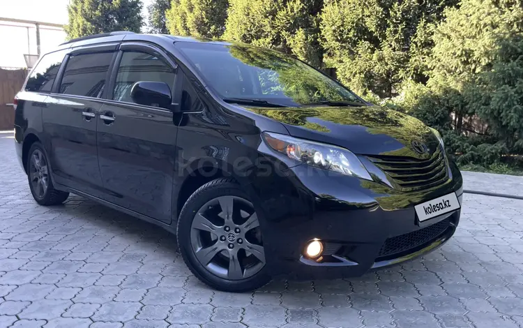 Toyota Sienna 2013 года за 13 500 000 тг. в Алматы