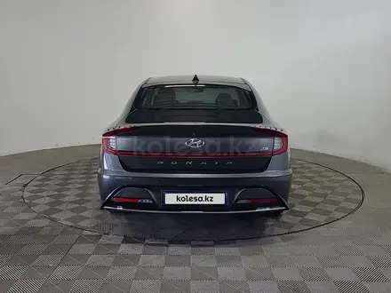 Hyundai Sonata 2022 года за 13 190 000 тг. в Алматы – фото 6