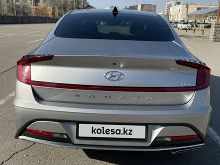 Hyundai Sonata 2021 года за 12 600 000 тг. в Алматы – фото 9