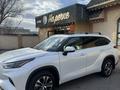 Toyota Highlander 2022 года за 26 500 000 тг. в Тараз – фото 2