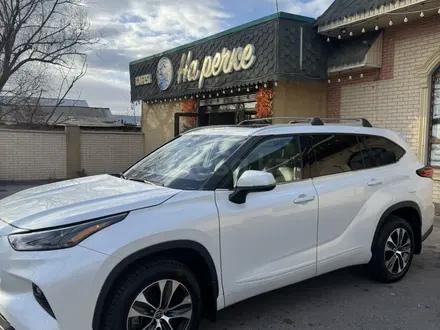 Toyota Highlander 2022 года за 26 500 000 тг. в Тараз – фото 2