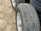 Шины с дисками 235.75.15 за 180 000 тг. в Алматы – фото 5