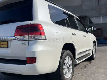 Toyota Land Cruiser 2017 года за 33 000 000 тг. в Алматы – фото 3