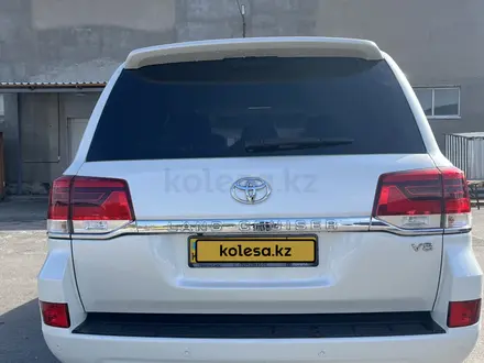 Toyota Land Cruiser 2017 года за 33 000 000 тг. в Алматы – фото 4