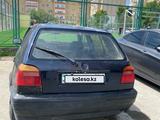 Volkswagen Golf 1992 годаfor600 000 тг. в Атырау – фото 2