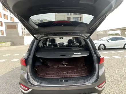 Hyundai Santa Fe 2019 года за 13 200 000 тг. в Астана – фото 9