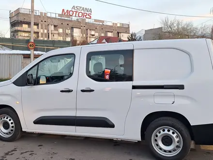 Toyota ProAce Verso 2026 года за 25 400 000 тг. в Алматы – фото 3