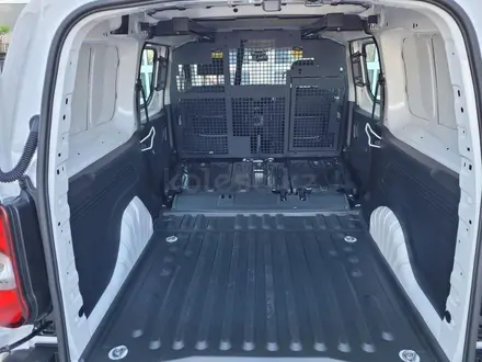 Toyota ProAce Verso 2026 года за 25 400 000 тг. в Алматы – фото 73