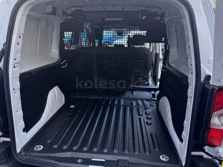 Toyota ProAce Verso 2026 года за 25 400 000 тг. в Алматы – фото 76