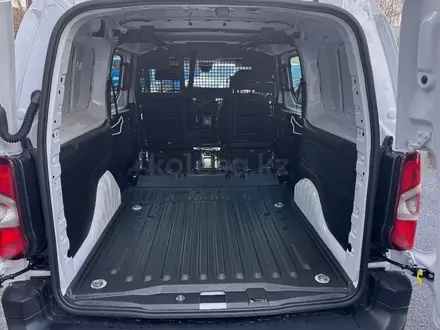 Toyota ProAce Verso 2026 года за 25 400 000 тг. в Алматы – фото 77
