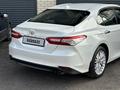 Toyota Camry 2018 года за 13 750 000 тг. в Шымкент – фото 6