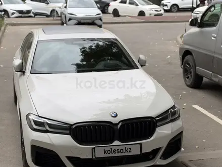 BMW 530 2023 года за 27 000 000 тг. в Алматы