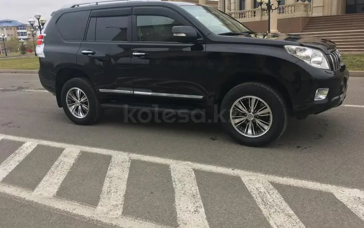 Автомашины Toyota Land Cruiser в Атырау