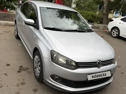 Volkswagen Polo 2013 года за 4 000 000 тг. в Астана – фото 2