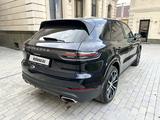 Porsche Cayenne 2018 года за 32 000 000 тг. в Шымкент – фото 4
