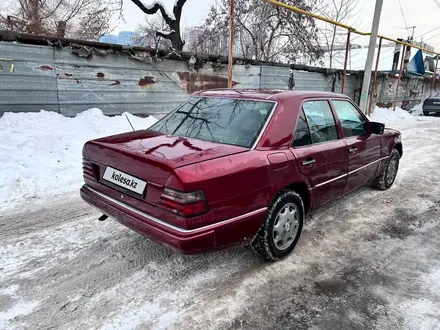 Mercedes-Benz E 230 1992 года за 1 100 000 тг. в Алматы – фото 3