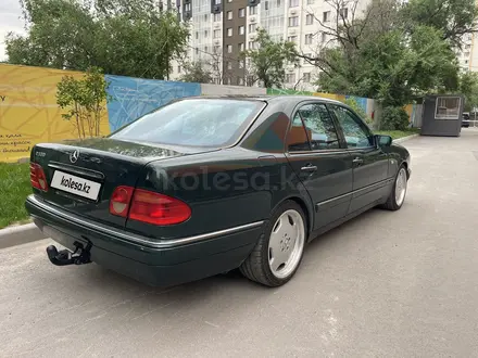 Mercedes-Benz E 300 1998 года за 4 700 000 тг. в Алматы – фото 4