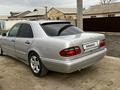 Mercedes-Benz E 230 1998 годаүшін2 400 000 тг. в Атырау – фото 4