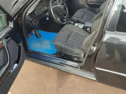 Mercedes-Benz E 230 1991 года за 1 400 000 тг. в Тараз – фото 5