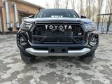 Toyota Hilux 2024 года за 28 000 000 тг. в Актобе