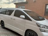 Toyota Vellfire 2011 года за 9 900 000 тг. в Актобе – фото 4