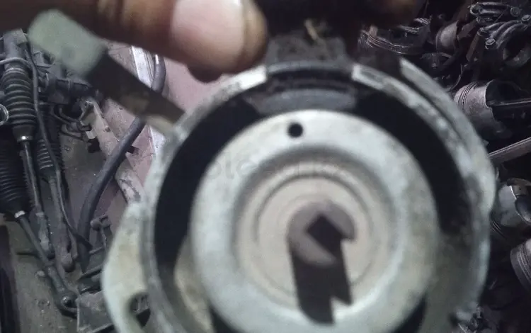 Фольксваген гольф 3 тромблор за 15 000 тг. в Алматы