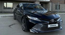 Toyota Camry 2018 года за 12 500 000 тг. в Астана – фото 3