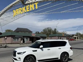 Infiniti QX80