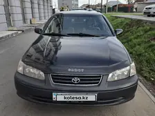 Toyota Camry, 2000