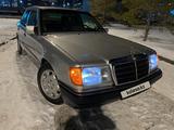 Mercedes-Benz E 200 1992 годаүшін1 900 000 тг. в Астана – фото 2