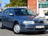 Обшивка капота Skoda Octavia (2008-2013 гг.) за 20 000 тг. в Астана