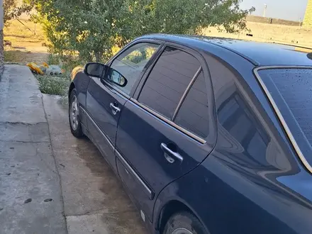 Mercedes-Benz E 320 2000 года за 3 700 000 тг. в Туркестан – фото 15
