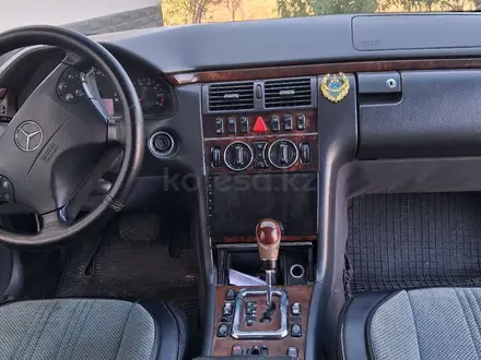 Mercedes-Benz E 320 2000 года за 3 700 000 тг. в Туркестан