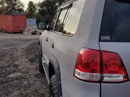 Расширители арок Toyota Land Cruiser 200 в Алматы – фото 6