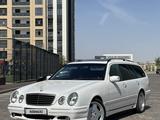 Mercedes-Benz E 320 2001 годаүшін5 500 000 тг. в Актау